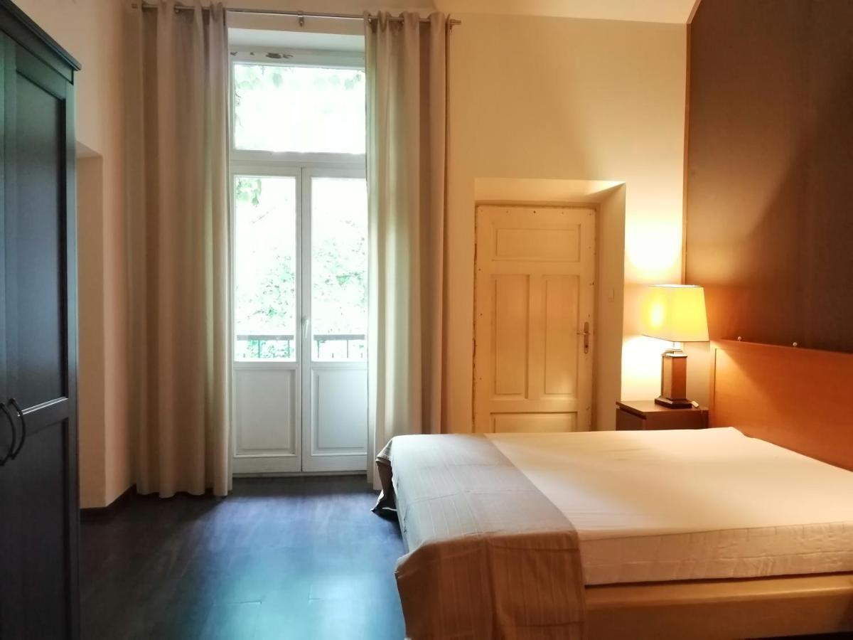 Prestige Location Apartments Pijarska Street Красков Екстериор снимка