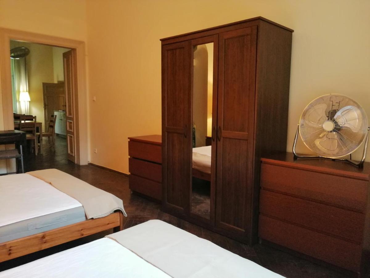 Prestige Location Apartments Pijarska Street Красков Екстериор снимка