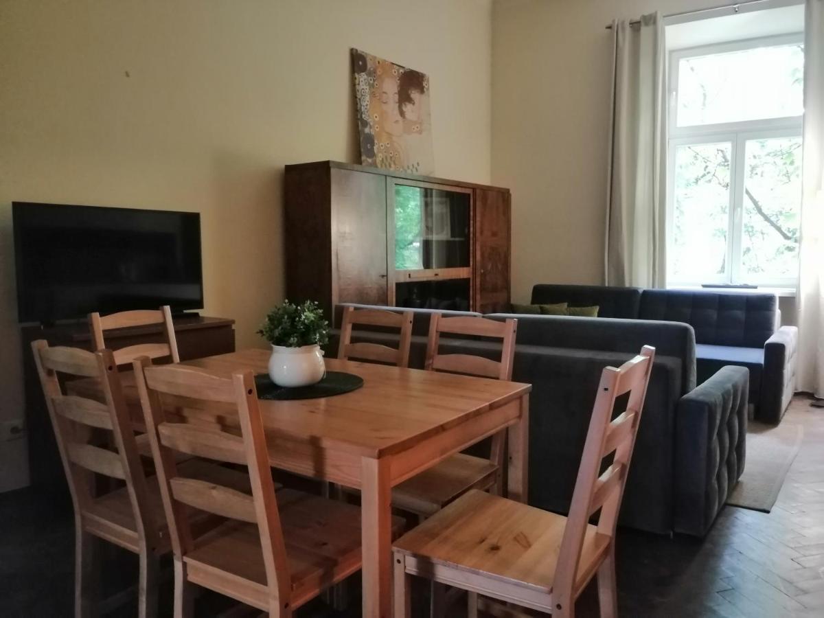 Prestige Location Apartments Pijarska Street Красков Екстериор снимка
